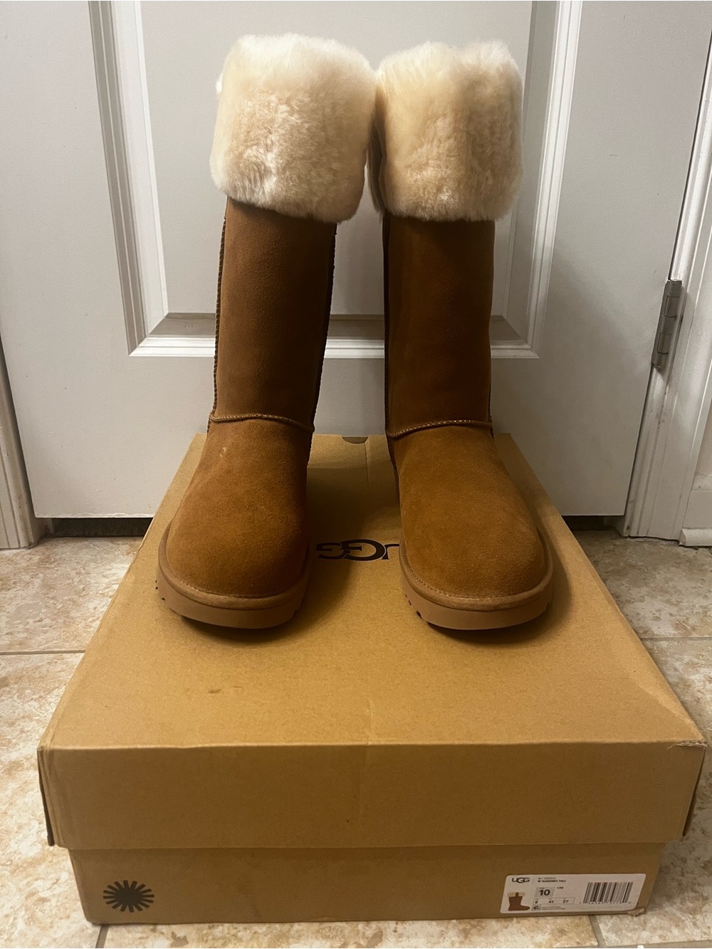 Classic Chestnut Shearling-Lined Women's Winter Boots